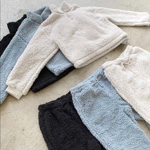 LIGHT GREY fleece cozy jogger set